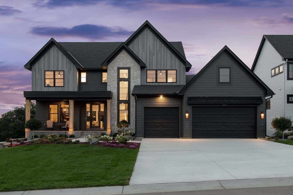 modern black barndominium exterior ideas